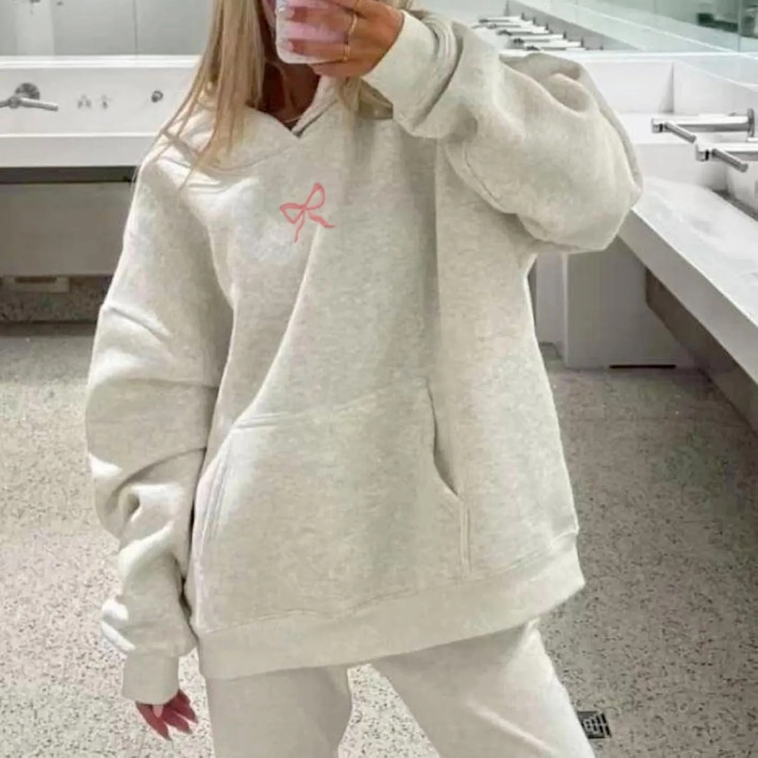 Holiday Sweatshirts for Women Vintage Women Y2K Graphic Print Hoodies Teen Girls Pullover Long Sleeve Crewneck Tops