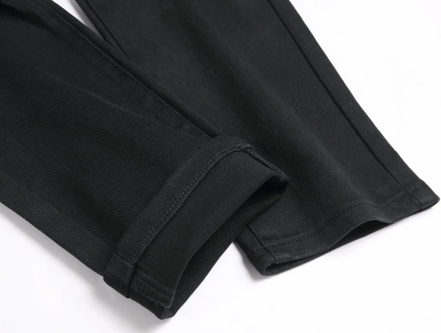 OIIIO Men's Patch Ripped Stretch Regular Fit Jean